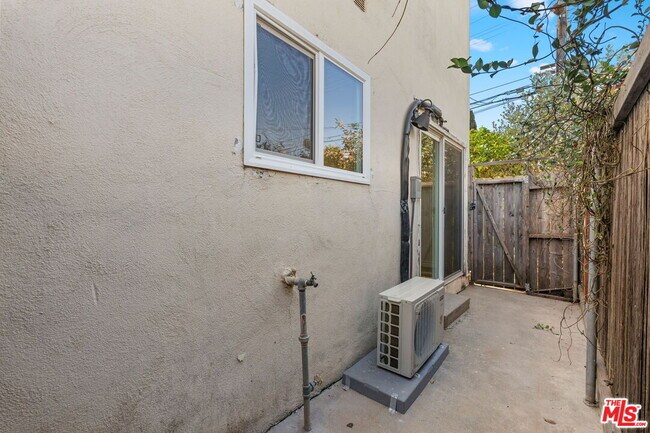 Building Photo - 1937 22nd St