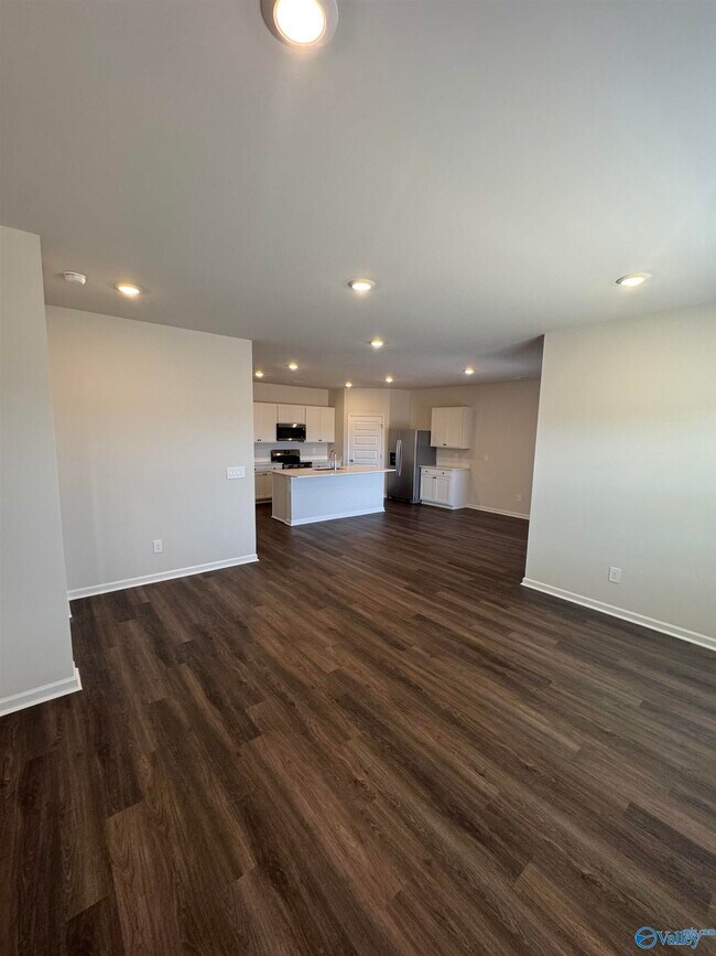 Building Photo - 115 Betty Williams Dr