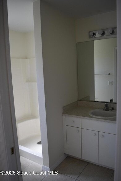 Building Photo - 247 High Rd NW