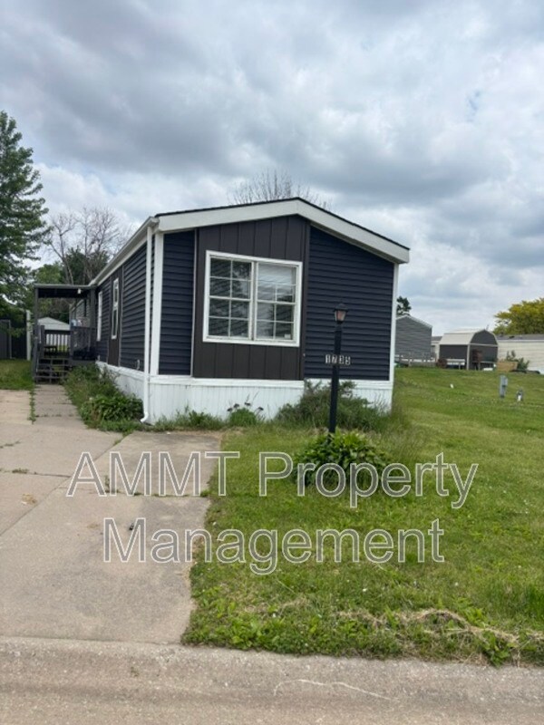 Building Photo - 1735 Blackhawk Dr