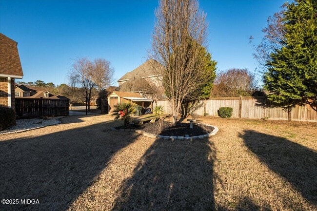 Building Photo - 204 Cashmere Ct