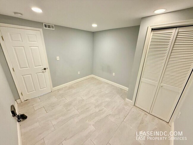 Building Photo - 55 Quincy Pl NW