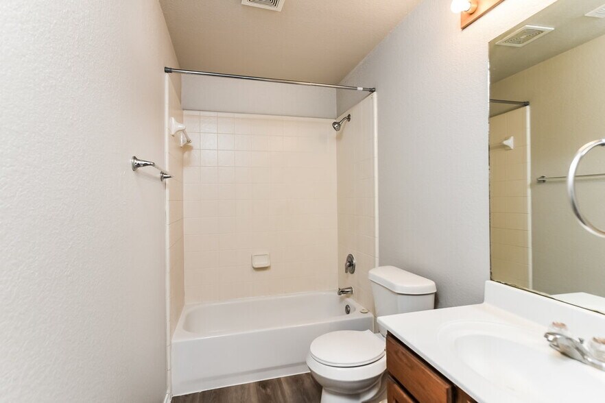 Building Photo - 111 Eagle Vail