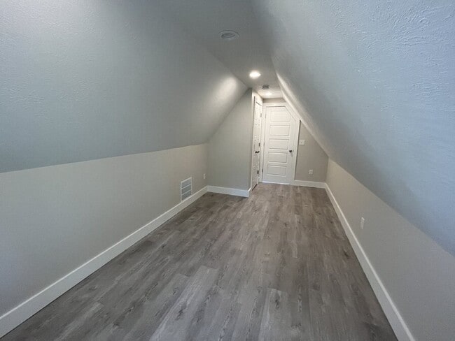 Building Photo - 1966 Randall Rd