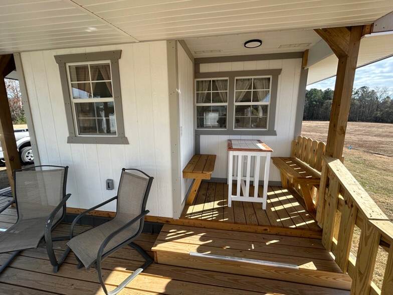 Building Photo - 373 T Johnson Rd