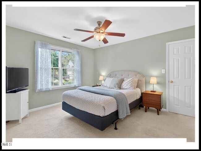 Building Photo - 5207 Tahoe Dr