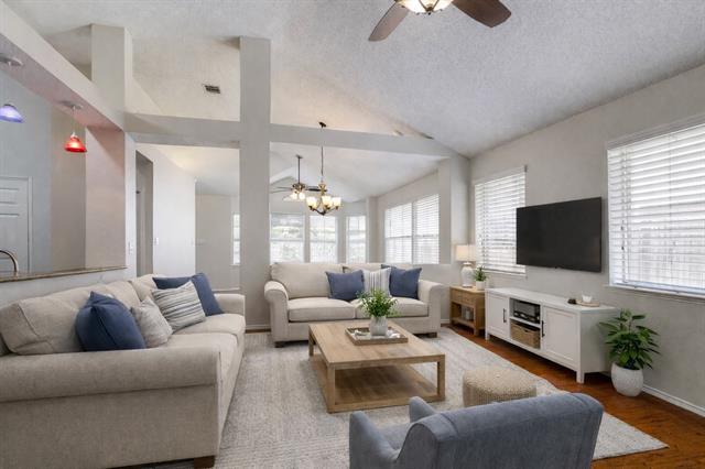 Building Photo - 908 Gordon Oaks Dr