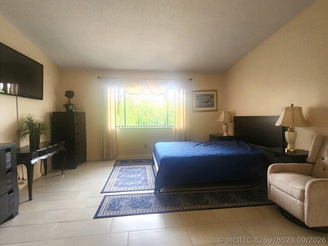 Building Photo - 2649 Emerald Way Cir