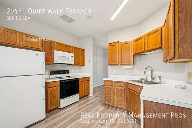 Building Photo - 20451 Quiet Walk Terrace