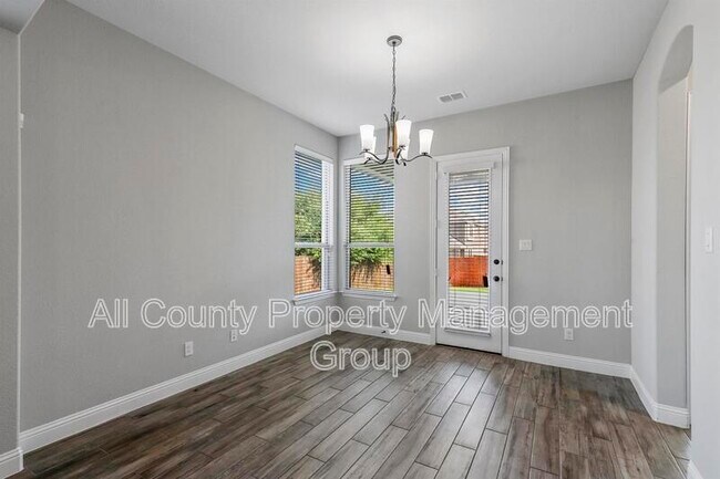 Building Photo - 15105 Stargazer Dr