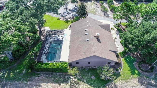 Building Photo - 7740 Lake Hatchineha Rd