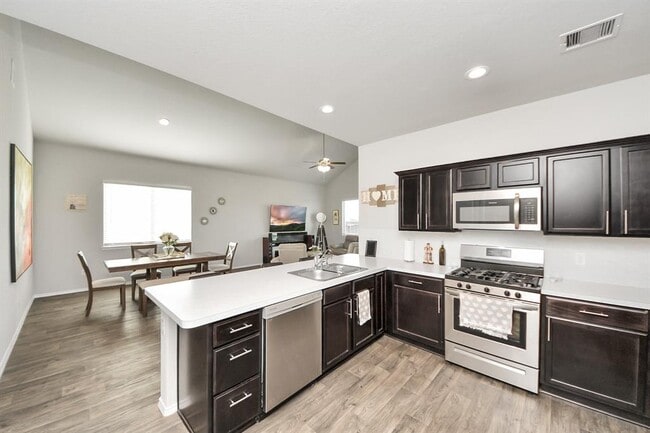 Building Photo - 21303 Bellaria Summit Trail