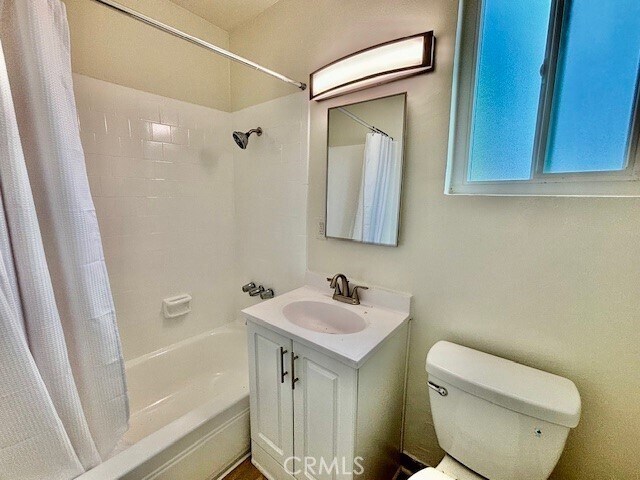 Building Photo - 12425 Harris Ave