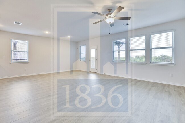 Building Photo - 17609 Chino Ln