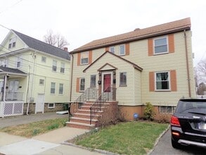 Building Photo - 35 Bromfield St