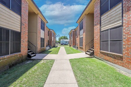 Building Photo - 3917 Bonnie Dr