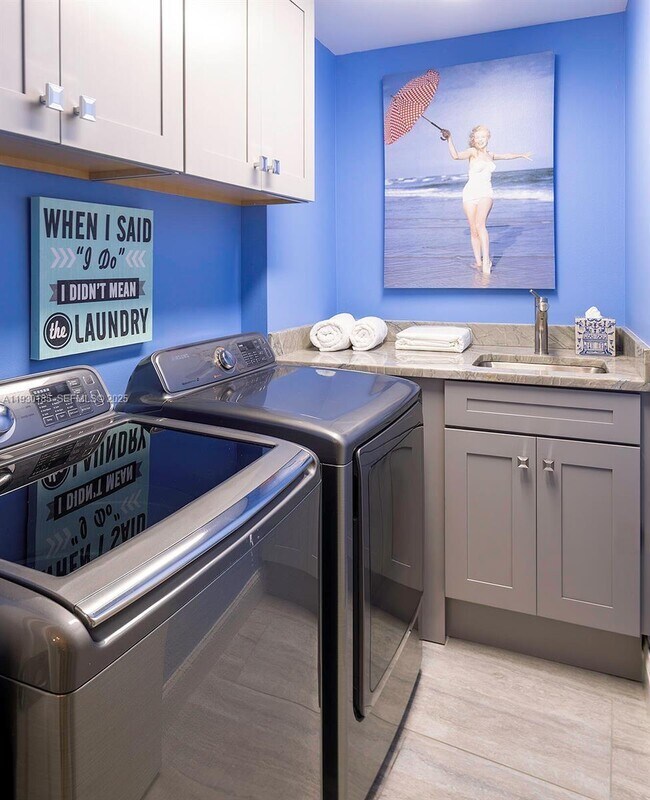 Building Photo - 2450 Presidential Way