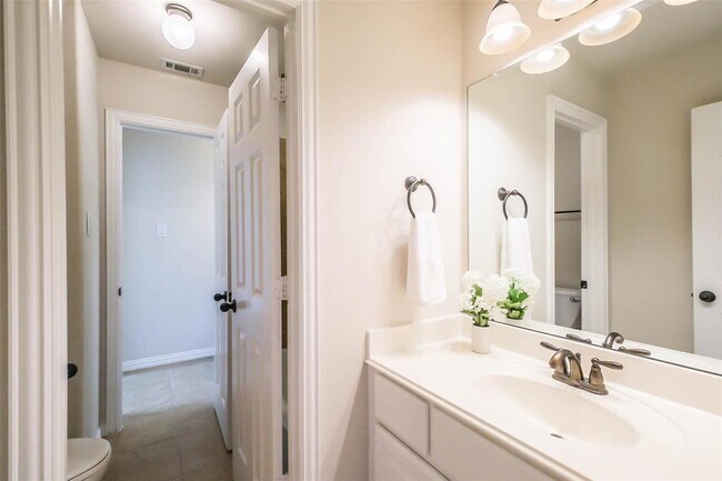 Building Photo - 12222 Cobble Cove Cir