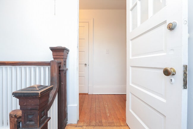 Building Photo - 1134 Westover Ave