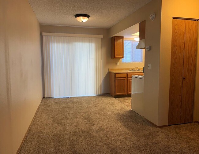 Building Photo - 1263 Soaring Eagle