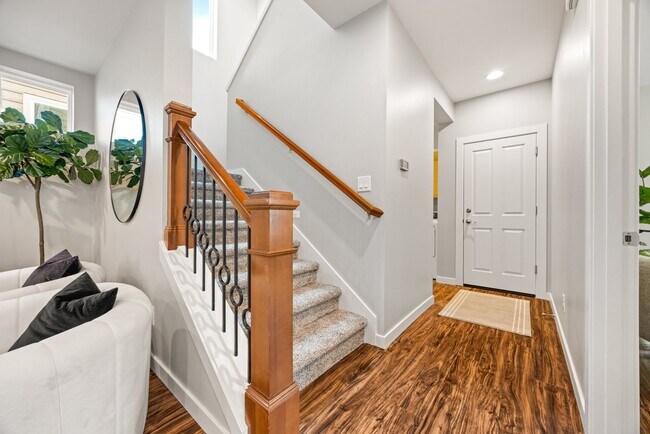 Building Photo - 19222 143rd St E