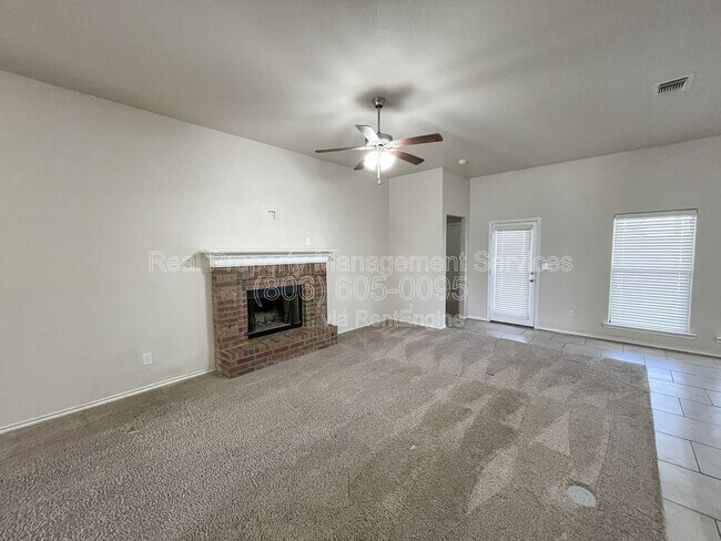 Building Photo - 7418 102nd St