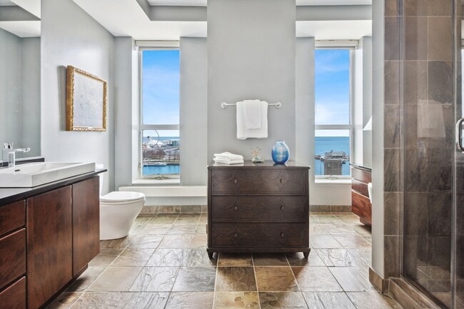 Building Photo - 445 E North Water St