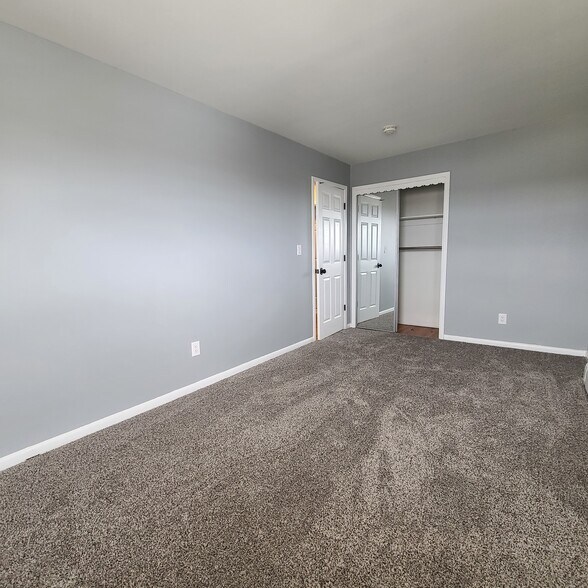 Building Photo - 5211 Cottage Ave