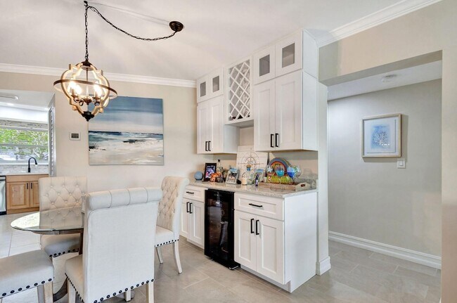 Building Photo - 68 Yacht Club Dr