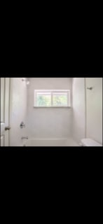 Building Photo - 728 Desire St