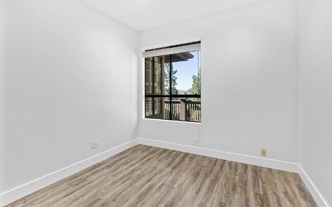 Building Photo - EXPERIENCE THE SOLITUDE OF TURTLE ROCK VILLAGE —3 Bedroom/2 Bath Condo