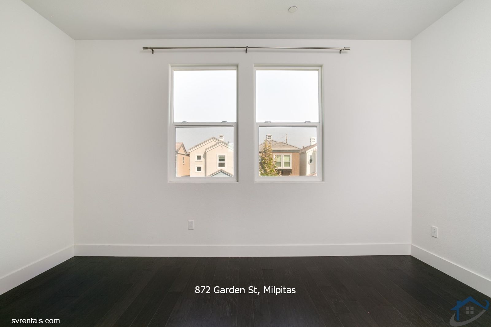 Building Photo - 872 Garden St