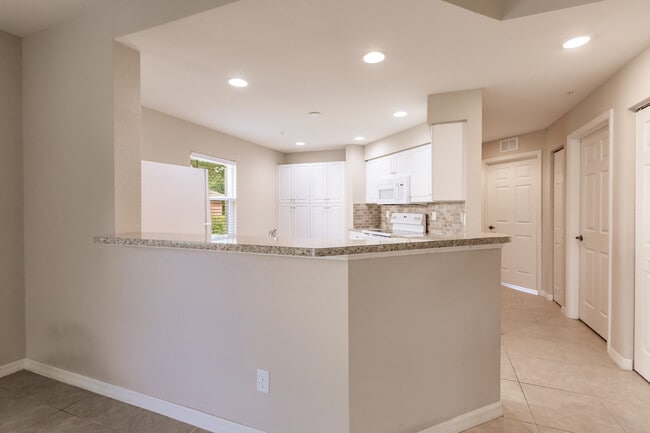 Building Photo - 27520 Palmesta Circle