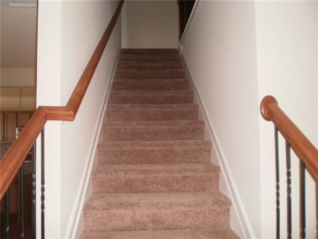 Building Photo - 4910 Plainsman Cir