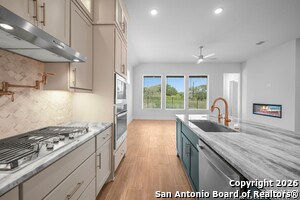 Building Photo - 20675 Huebner Rd