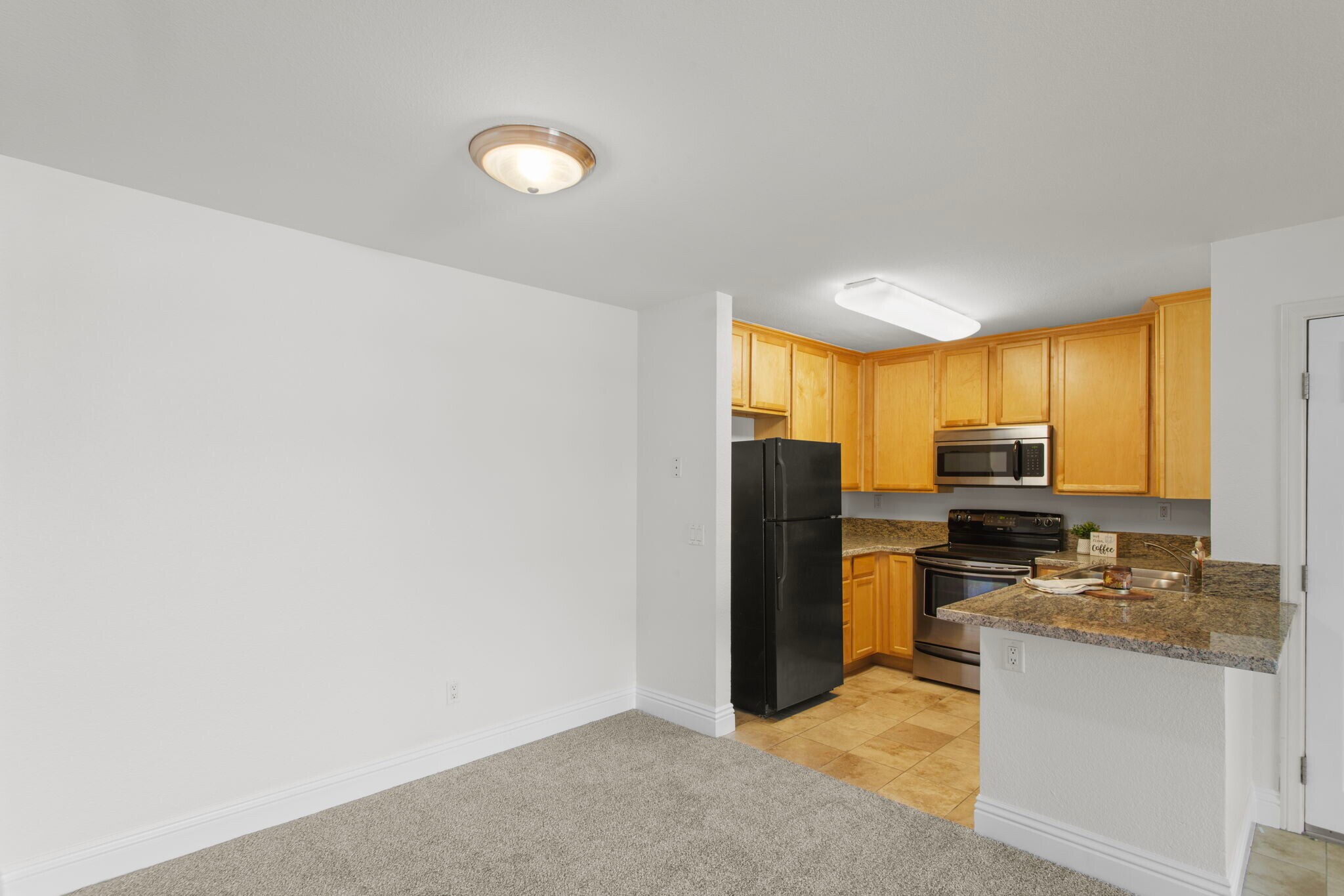 Building Photo - 2320 Del Mar Way