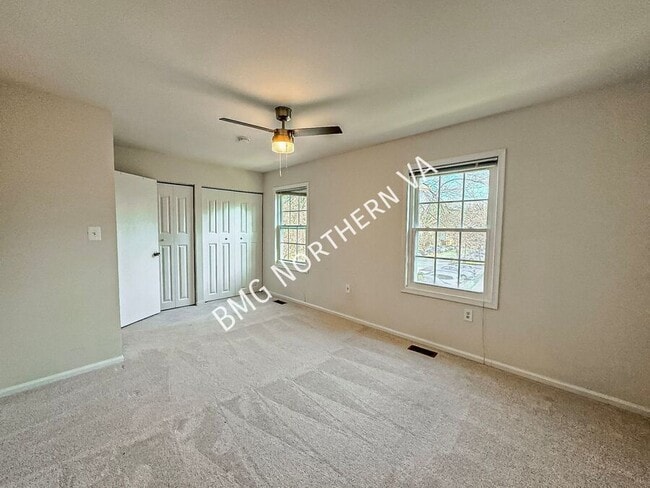 Building Photo - 9963 Capperton Dr