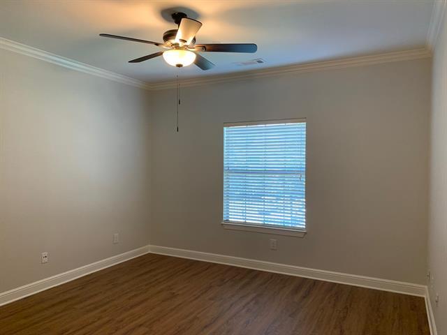 Building Photo - 1875 Signal Ridge Pl