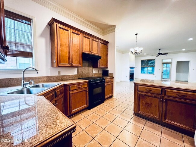 Building Photo - 125 Oakbend Dr