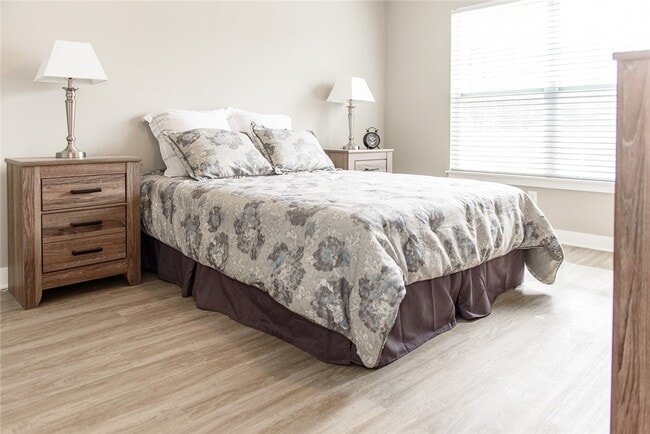 Building Photo - 708 New Terrace Ln