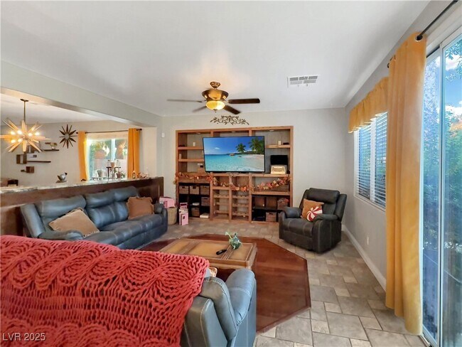 Building Photo - 211 Belle Isle Ct