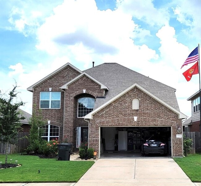 Primary Photo - 2534 Pines Pointe Dr