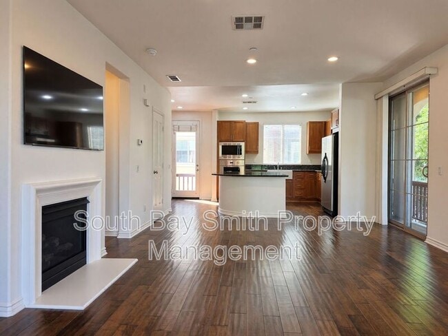 Building Photo - 84 Palos Verdes Blvd