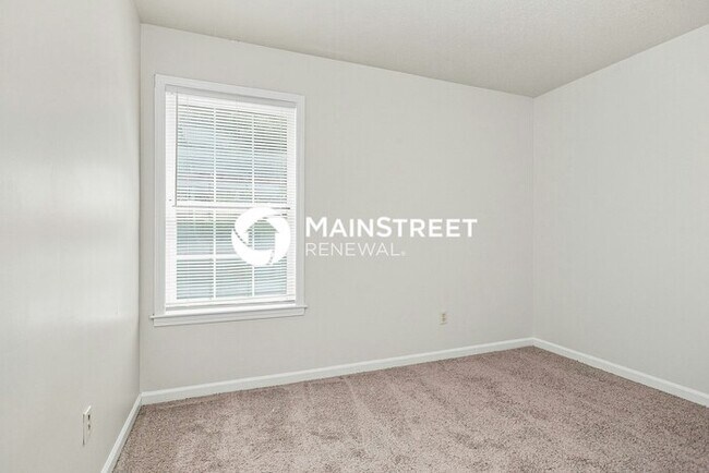 Building Photo - 3 Bedroom Pet-Friendly Home in Memphis, TN with Main Street Renewal