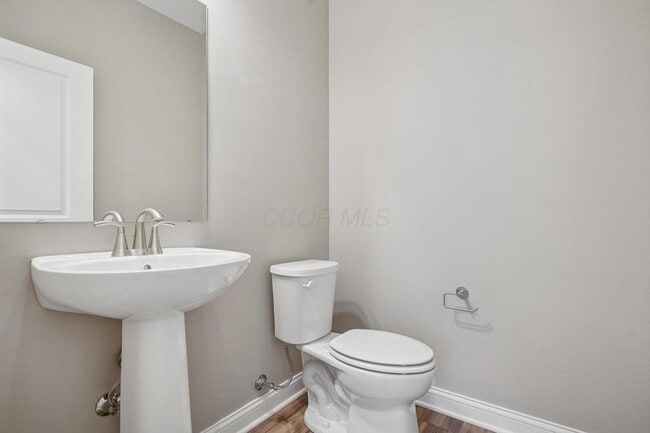 Building Photo - 7074 Unitas Lp