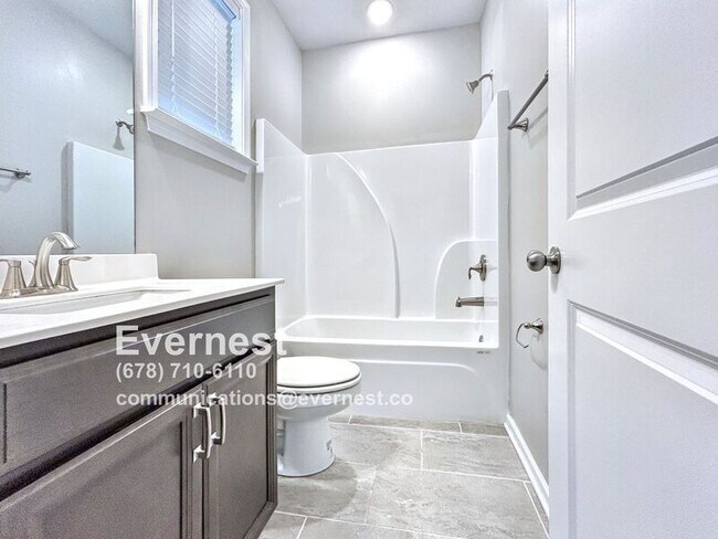 Building Photo - 355 Caledonia Ct