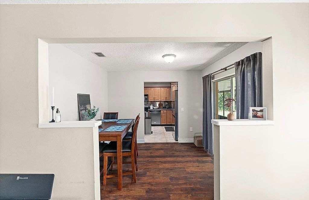 Building Photo - 9781 Lake Georgia Dr