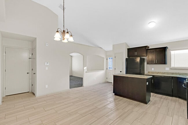 Building Photo - 11069 Gem Valley Rd