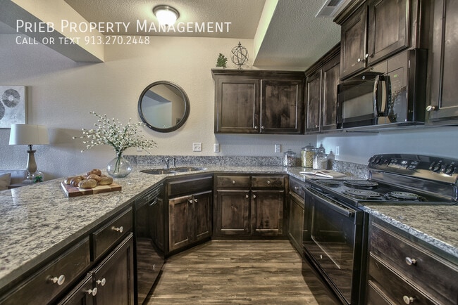 Building Photo - 21979 W 125th Terrace