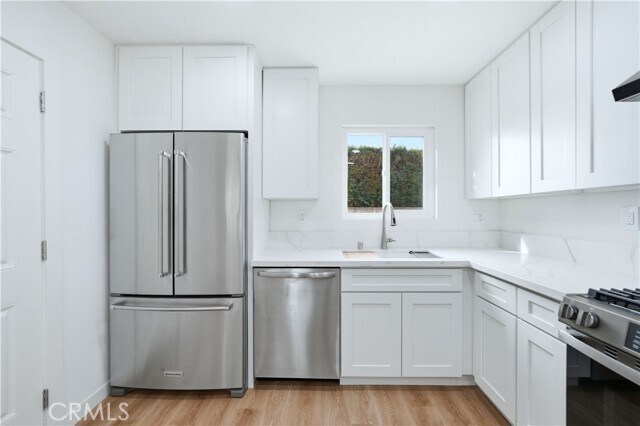 Building Photo - 419 E Payson St